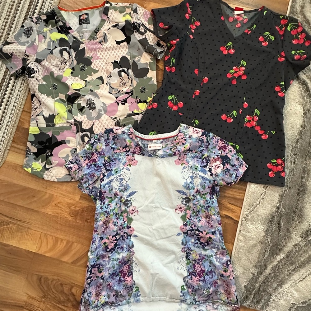 Women’s scrub top bundle